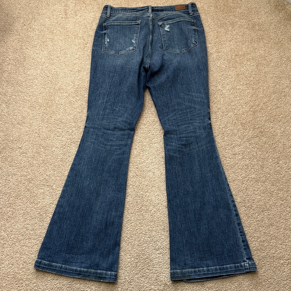 Judy Blue High Rise Distressed Dark Indigo Trouser Flare Stretch Jeans Size 31 - Picture 4 of 9